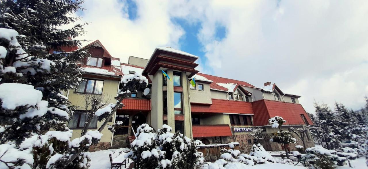 Perlyna Karpat Hotel Slavske Exterior photo