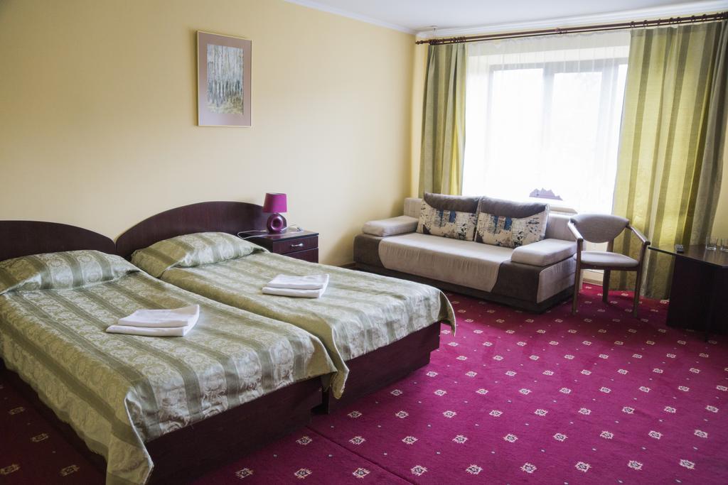 Perlyna Karpat Hotel Slavske Exterior photo