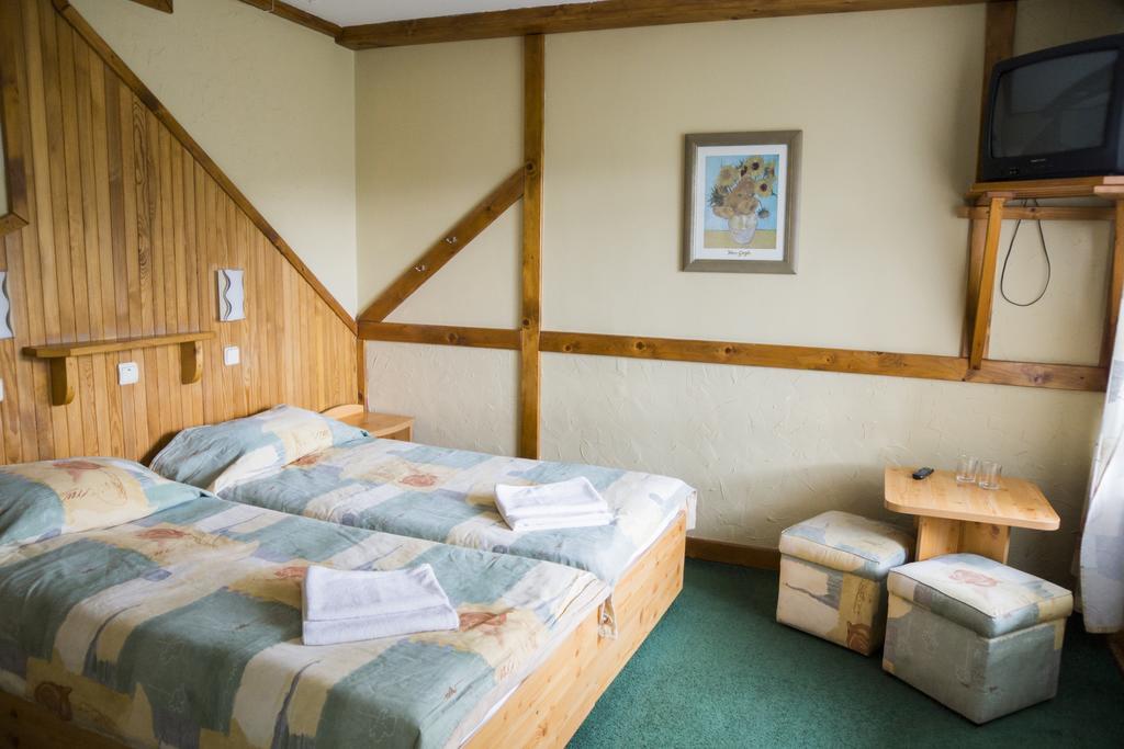Perlyna Karpat Hotel Slavske Exterior photo