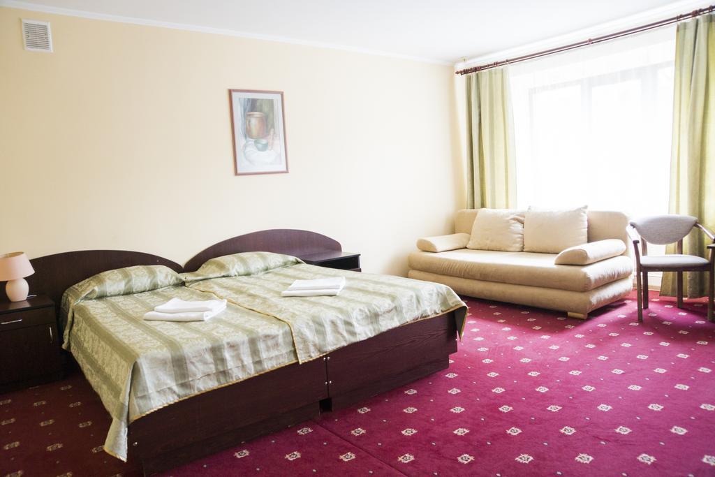 Perlyna Karpat Hotel Slavske Exterior photo